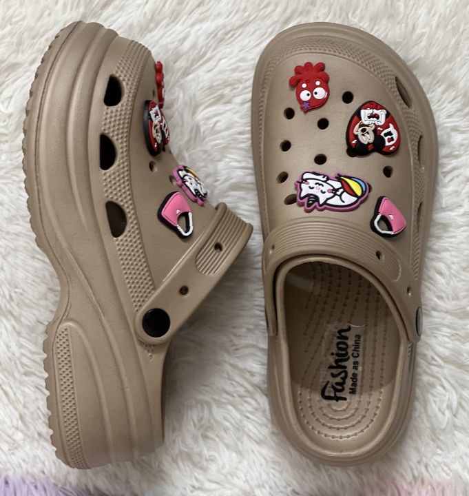 New%20Girls%20Fashion%20EVA%20Rubber%20Platform%20Crocs%20%7C%20High%20Heel%20Soft%20Sole%20Sandals%20with%20Cartoon%20Charms%20-%20Image%2010