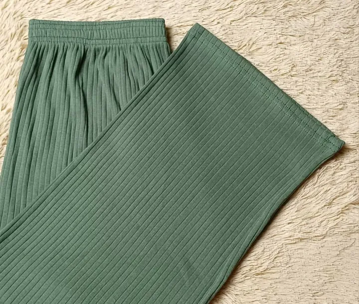 Ribbed%20cheli%20cotton%20payjama%2038%20inches%20long%20-%20Image%204