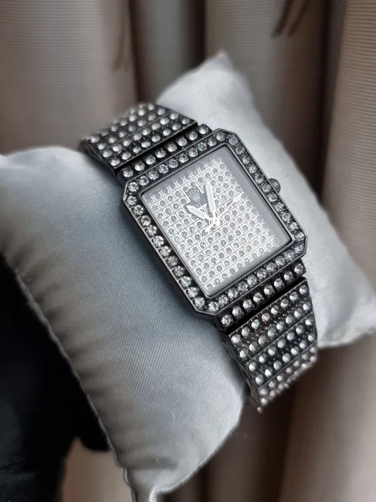 new%20fashionable%20styles%20watches%20for%20women's%20-%20Image%203