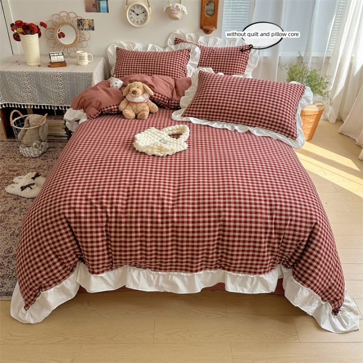 3pcs%20red,black%20plaid%20Duvet%20Cover%20Set%20(1*Duvet%20Cover%20+%202*Pillowcase,%20Without%20Core),%20Lace%20embroidery%20Bedding%20Set%20-%20Image%203