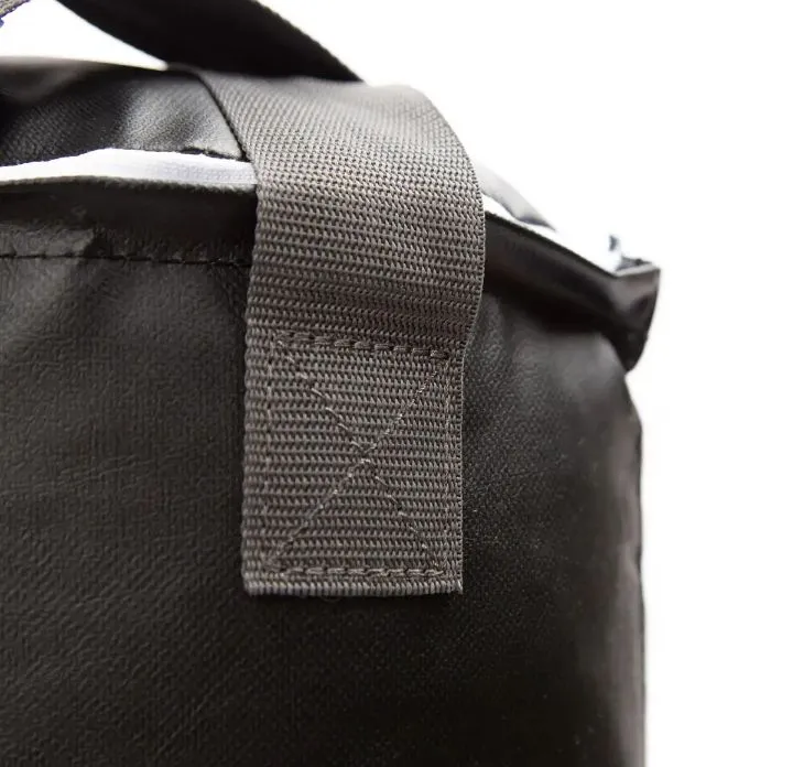 Unfilled%20Punching%20Bag%20Perfect%20Boxing%20Bag%20And%20Mma%20Training%20Accessory%20for%20Men%20-%20Image%206