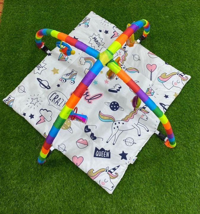 Baby%20play%20mat%20with%20hanging%20toys%20-%20Play%20gym%20-%20Baby%20indoor%20games%20-%20Image%205