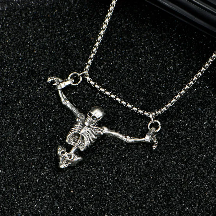 A%20Fashionable%20and%20Creative%20New%20Halloween%20Punk%20Style%20Skull%20Necklace%20Halloween%20Gift%20-%20Image%205