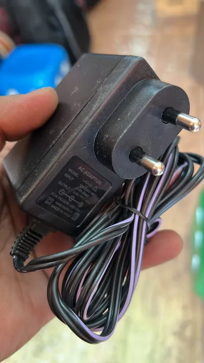 9.5V%20Power%20Adaptor%20for%20Keyboards%20-%20Image%204