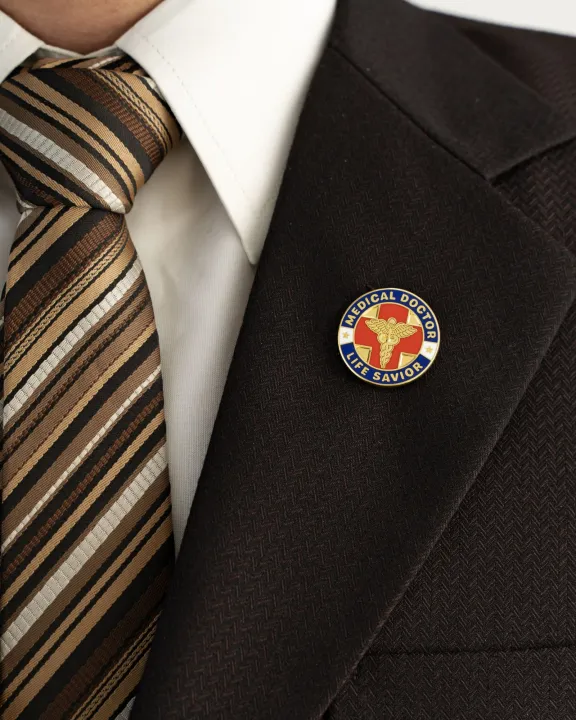Medical%20Doctor%20%E2%80%93%20Life%20Savior%20Badge%20(Lapel%20Pin)%20%7C%20Premium%20Brass%20Collectible,%20Hard%20Enamel%20Craft%20-%20Image%202