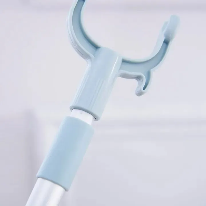 Telescopic%20Clothes%20Fork%20%E2%80%93%20Adjustable%20Retractable%20Laundry%20Rod%20for%20Drying%20&%20Hanging%20Clothes%20-%20Image%205
