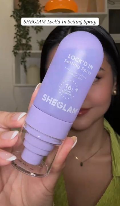 SHEGLAM 16 Hours Long Lasting Lock'd In Setting Spray