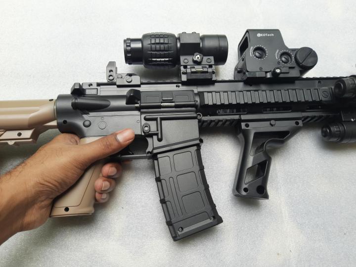 M4%20Gel%20Blaster%20Toy%20Gun%20Gel%20Balls%20Electric%20Rifle%20with%20Manual%20and%20Full%20Auto%20Firing%20Modes%20-%20Image%206
