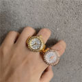 Fashion trend men and women with the same ring watch new creative couple finger watch. 