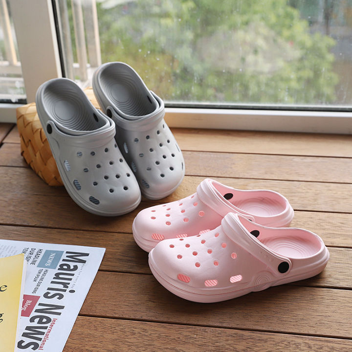 Fashion%20Sandals%20Waterproof%20Slippers%20Women%20Shoes%20Summer%20Outdoor%20Slides%20Soft%20Sole%20Garden%20Shoes%20Indoor%20Nursing%20Clogs%20Sandals%20-%20Image%203