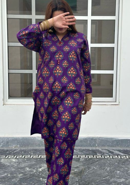 Stylish%20Bindi%20Print%202-Piece%20Set%20for%20Girls%20and%20Women%20%E2%80%93%20Comfortable%20and%20Trendy,%20Sizes%20Available%20-%20Image%207
