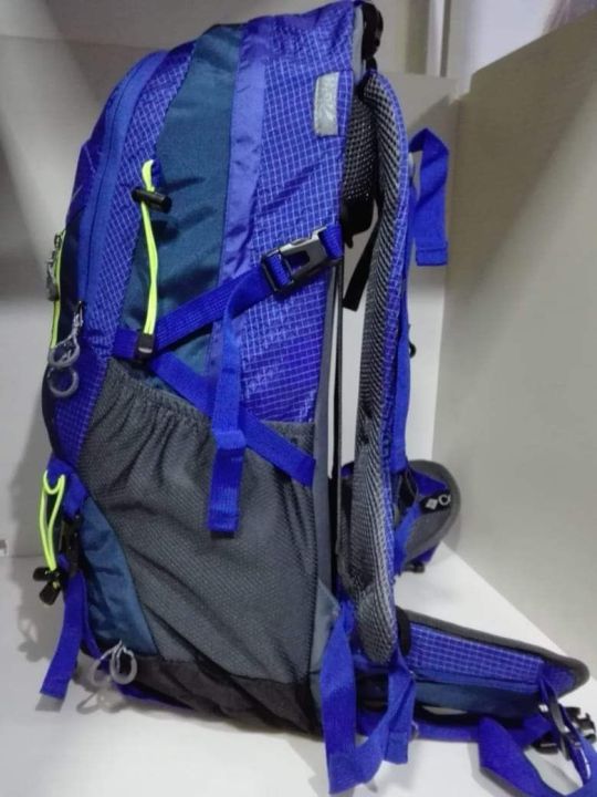 50%20liter%20Colombia%20Travel%20and%20school%20Backpack%20with%20free%20raincover%20-%20Image%203