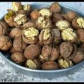Walnut/ Kagzi Akhrot 100% fresh guaranteed with Soft Nut. - Weight 1000 Grams. - Money Back Guaranteed. 