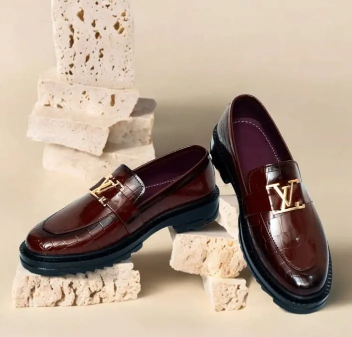 Pumpy%20shoes%20are%20designed%20in%20very%20beautiful%20brown%20color%20for%20men%20and%20boys%20which%20are%20very%20special%20and%20very%20strong%20and%20their%20sole%20is%20also%20very%20thick%20and%20they%20look%20very%20stylish%20to%20wear.%20-%20Image%204