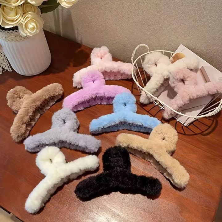 Snow%20Bunny%20Hair%20Clip%20-%20Image%202