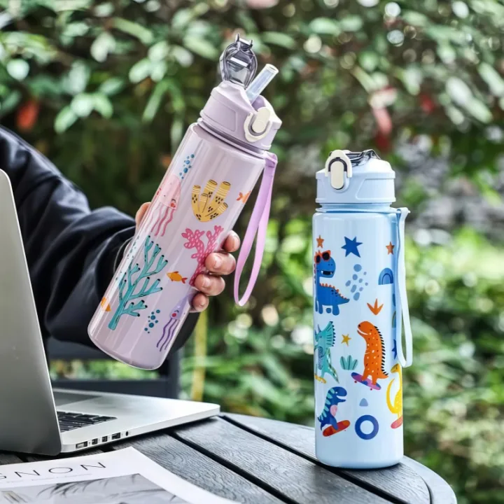 750ml%20Dinosaur%20Water%20Bottle%20For%20Kids%20Water%20Sippy%20Cup%20With%20Silicone%20Straw%20Leakproof%20Plastic%20Water%20Bottles%20Summer%20Kids%20Water%20Cup%20-%20Image%203