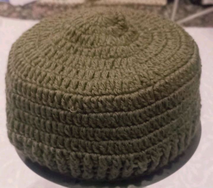 Handmade%20wool%20hats%20-%20Image%207