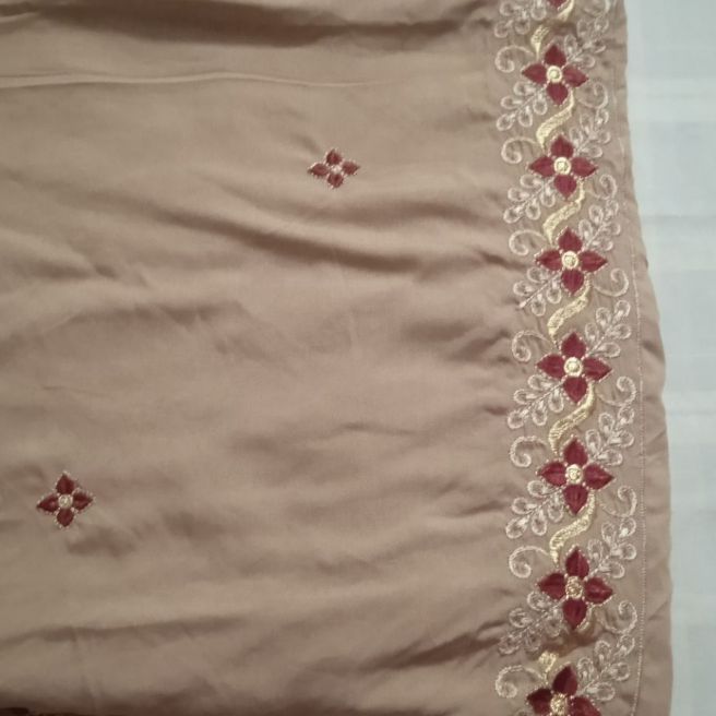 irani%20Chadar%20with%20embroidery%20irani%20bridal%20chadar%20-%20Image%205