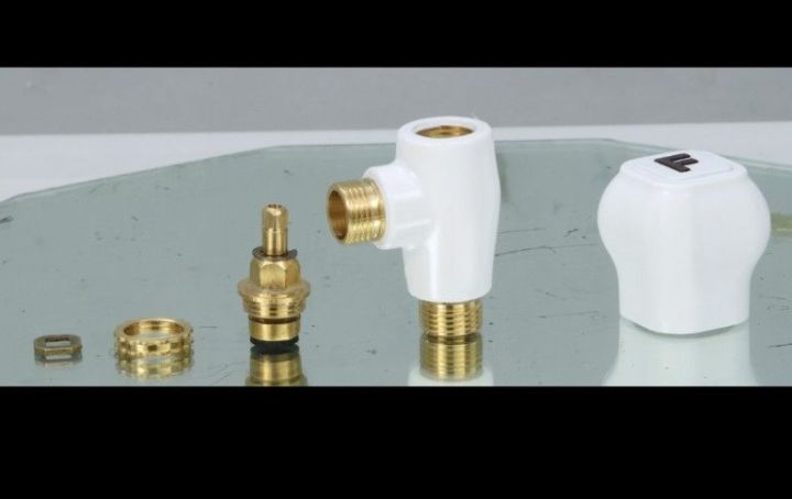 Angle%20Valve%20Water%20Tap%20-%20Image%202