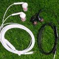 Hand free earphone 3.5mm Jack for Samsung Galaxy Vivo infinix Huawei Oppo and other Smartphones with Mic and Jack (White). 