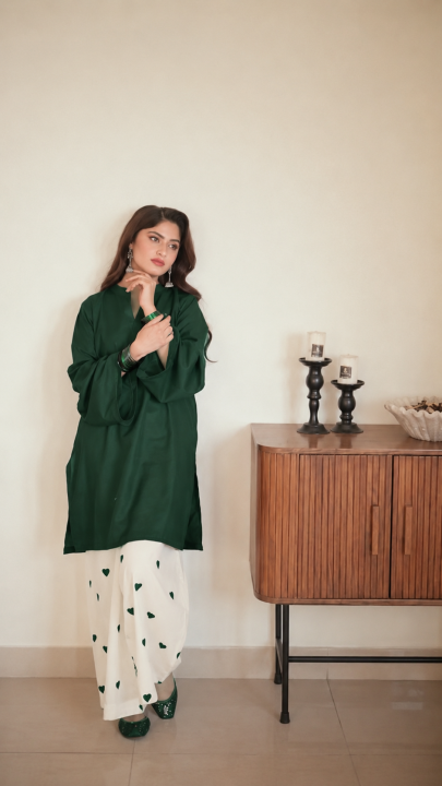 Sultan%20%7C%20Heart%20Embroidered%20Flapper%202PCs%20Dress%20for%20Women%20%E2%80%93%20V%20Neck%20Short%20Shirt%20with%20Side%20Pockets%20&%20Matching%20Trouser%20Casual%20Summer%20Outfit%20%7C%2014th%20August%20Dress%20for%20Women%20&%20Girls%20-%20Image%205