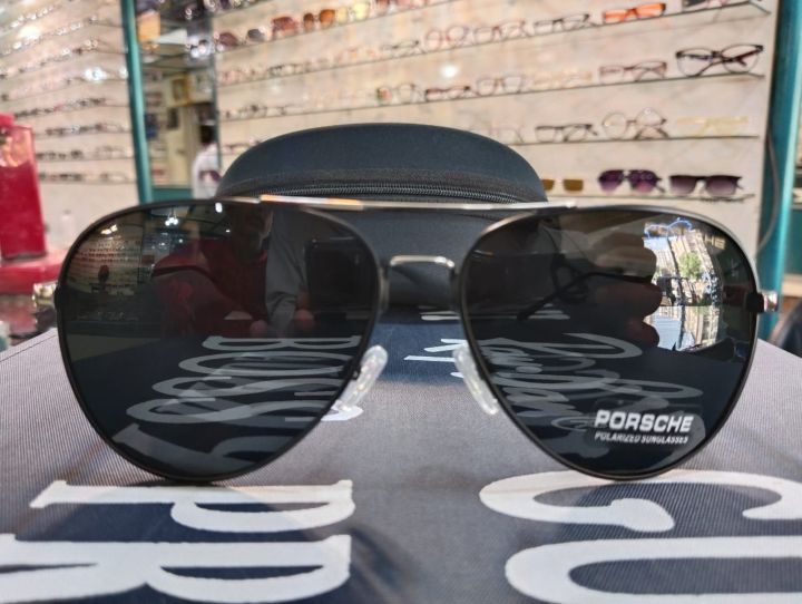 PORSCHE%20POLARIZED%20SUNGLASSES%20-%20Image%202