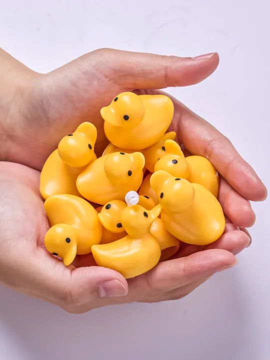 3D%20Little%20Duck%20Silicone%20Candle%20Molds%20Cartoon%20Animal%20Shape%20Gypsum%20Making%20Tool%20Ducklings%20Handmade%20Soap%20Gifts%20Birthday%20Party%20Decor%20-%20Image%203