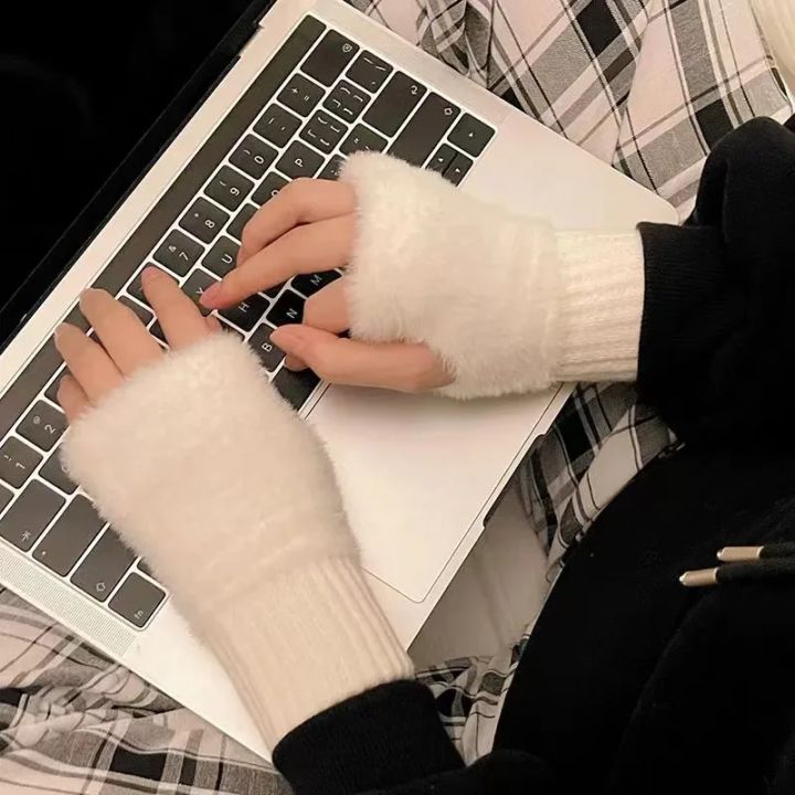 Warm%20Plush%20Half-finger%20Gloves%20for%20Women%20Autumn%20Winter%20Versatile%20Cute%20Cold-proof%20Half-finger%20Gloves%20Chirstmas%20%20-%20Image%203