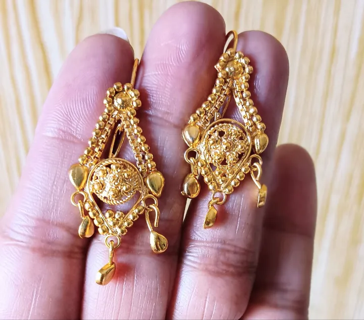 Women's%20Gold%20Plated%20Earrings%20Fashion%20Jewelry%20Accessory%20-%20Image%207