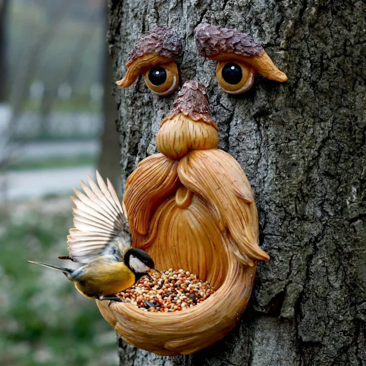 Tree%20Face%20Decor%20Bird%20Feeder%20Outdoor,Eyes%20Glow%20in%20Dark%20Fun%20Old%20Man%20Tree%20Hugger%20Sculpture%20Yard%20Art%20Garden%20Lawn%20Ornament%20Decoration%20-%20Image%204