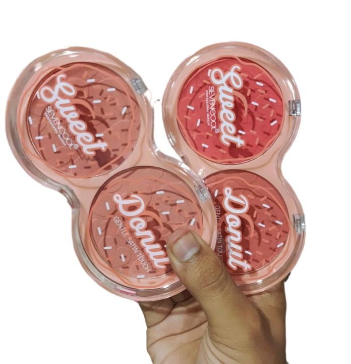 2 Colors Donut Blush Highlighter Powder And Blusher In 2 Settings