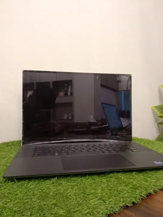 Dell%20workstation%205770%20-%20Image%206