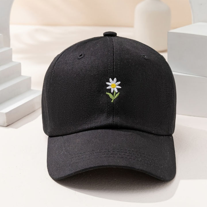Adjustable%20baseball%20cap,%20daisy%20embroidered%20fisherman's%20cap,%20lightweight%20and%20suitable%20for%20spring%20and%20summer%20outings%20-%20Image%205