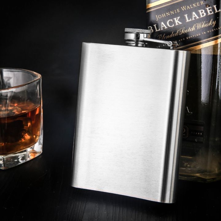 1-10oz%20Stainless%20Steel%20Hip%20Flask%20Wine%20Whisky%20Pot%20Bottle%20For%20Men%20Portable%20Drinker%20Alcohol%20Container%20Pocket%20Wine%20Bottle%20Screw%20Cap%20-%20Image%204