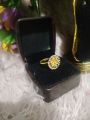 Iston Pingaring Women's Jewelry Accessory. 