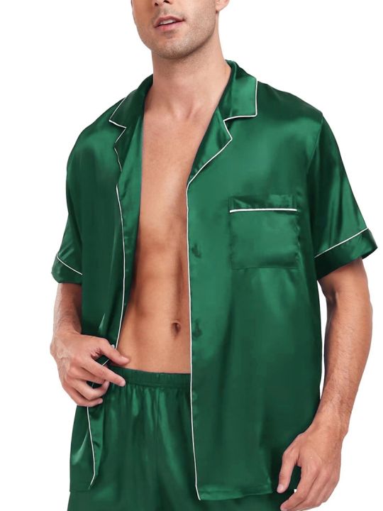 Men's%20Silky%20Satin%202Pcs%20Pajama%20Set%20Short-Sleeve%20Lapel%20Chest%20Pocket%20Shirt%20And%20Shorts%20Smooth%20Touch%20Soft%20Sleepwear%20Cozy%20Nightshirts%20-%20Image%205