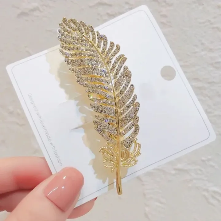 Korea%20Pearl%20Hair%20Clip%20Snap%20Barrettes%20-%20Stylish%20Multi-Color,%20Lightweight,%20Perfect%20for%20Parties%20and%20Ceremonies%20-%20Image%209