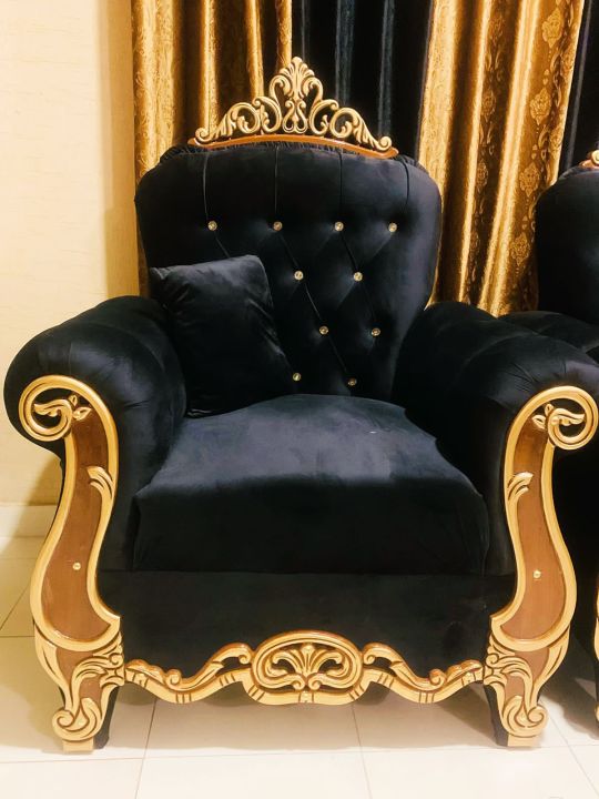 Royal%20sofa%20with%20table%20-%20Image%202