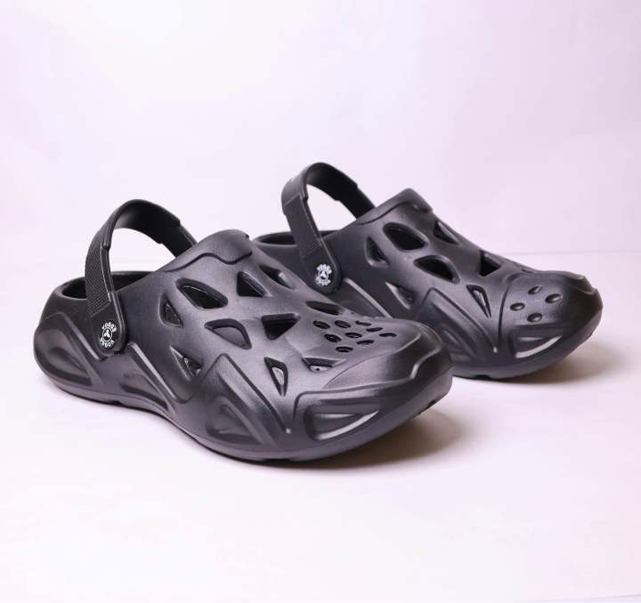 Men's%20Premium%20Comfortable%20Clogs%20%7C%7C%20Effortless%20All-Day%20Ease%20with%20Supportive%20Back%20Strap%20Sandals%20for%20Men%20-%20Image%208