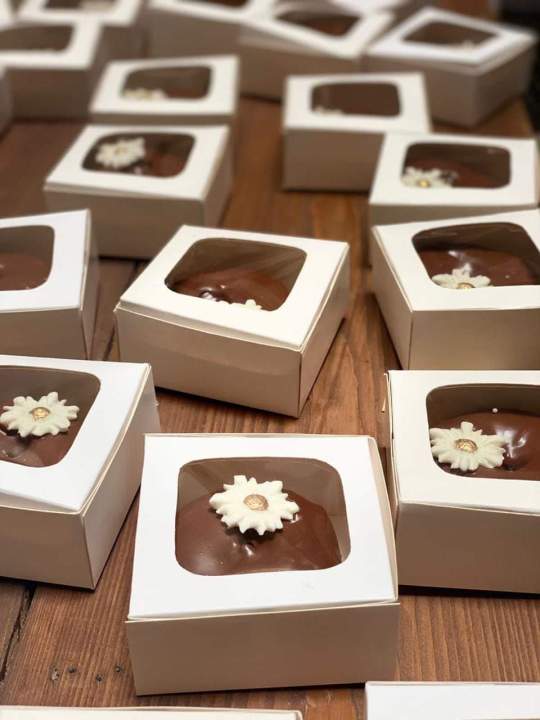 Single brownie piece/ donut boxes (pack of 15)
