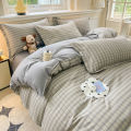 3pcs Simple, soft and skin-friendly duvet cover 3-piece set (1 duvet cover +2 pillowcases) (without core) Modern and breathable. 