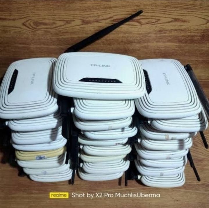 Used Router In Kuwait TP-LINK Used Router available in lowest price 100% Original | Daraz.pk