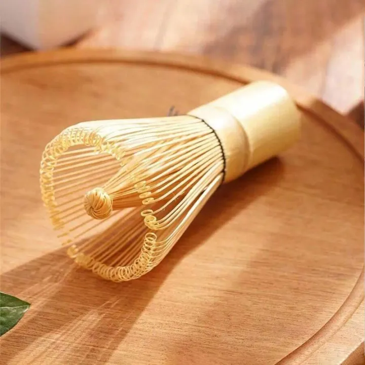1pcs%20Handmade%20Golden%20Bamboo%20Matcha%20Whiskey,%20Traditional%20Japanese%20Matcha%20Blender%20-%20Tea%20Set%20Made%20from%20Durable%20and%20Sustainable%20-%20Image%203