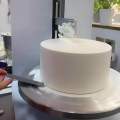 Cnc Automatic Birthday Cream Decorating Cake Frost Smoother Spreader Form Plaster Spread Filling Smooth Coat Make Icing Machines. 