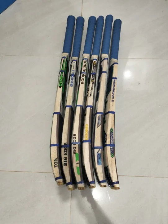 Softball%20Cricket%20Bat%20Low%20Weight%20-%20Image%208