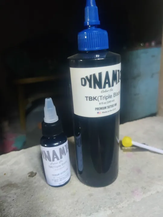 Dynamic%20Triple%20Black%20Tattoo%20Ink%201%20oz%20(%2030%20ml%20)%20-%20Image%204