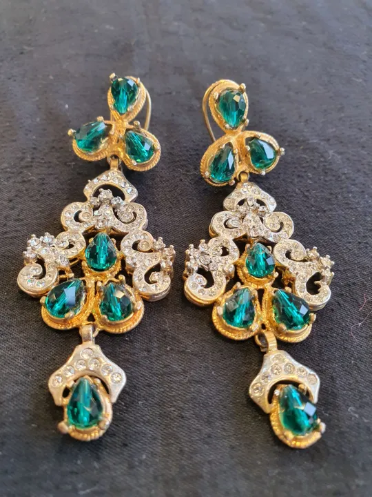 Golden%20Zinc%20Earrings%20-%20Image%208