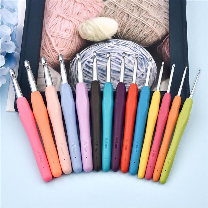 2-10mm%20Rubber%20Handle%20Crochet%20Hooks%20Needles%20Grip%20Ergonomic%20Handle%20Knit%20Weave%20Craft%20Yarn%20Sewing%20Tools%20Crochet%20Knitting%20Needles%20-%20Image%202