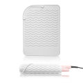 Silicone Non-slip Mat for Hairdressing Tools, Portable Curling Iron Straightener Perm Iron Heat Protecting Mat for Travel, Salon. 