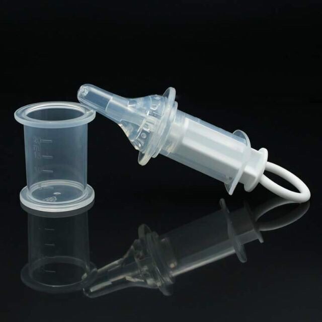Medicine%20Syringe%20with%20Storage%20Box%20-%20Image%204